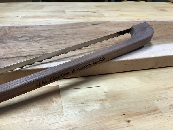 Presentation Board Set (Bird eyes Maple) with a Bread Knife #02EPA