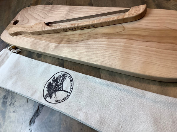 Presentation Board Set (Curley Maple)  with a Bread Knife #06EPA