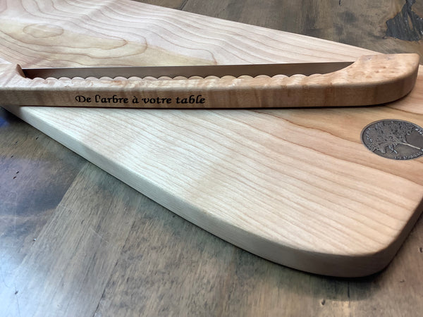 Presentation Board Set (Curley Maple)  with a Bread Knife #06EPA