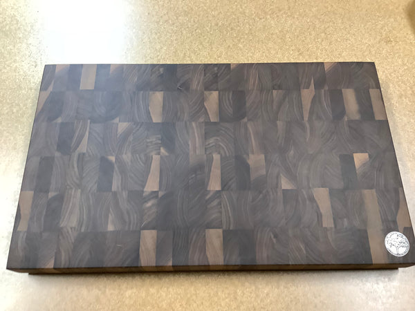Planche à découper en bois de bout (Noyer) #EG06