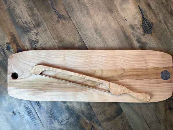 Presentation Board Set (Curley Maple)  with a Bread Knife #06EPA